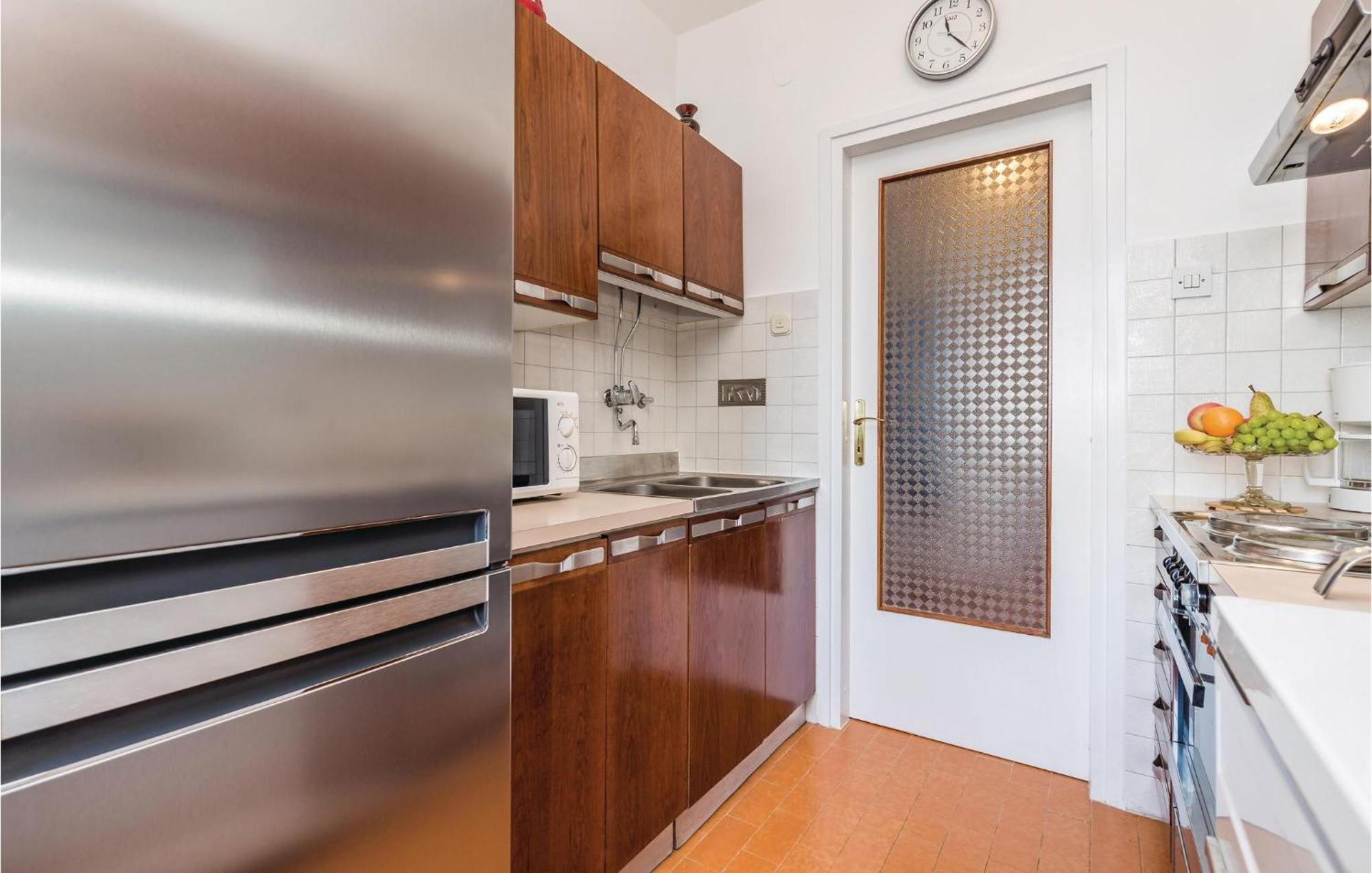 Nice Apartment In Lovran With House Sea View Exteriör bild